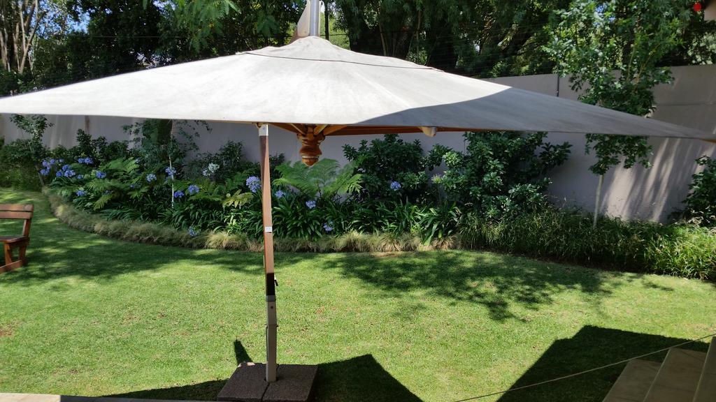 6 On Acacia Bed & Breakfast Johannesburg Luaran gambar