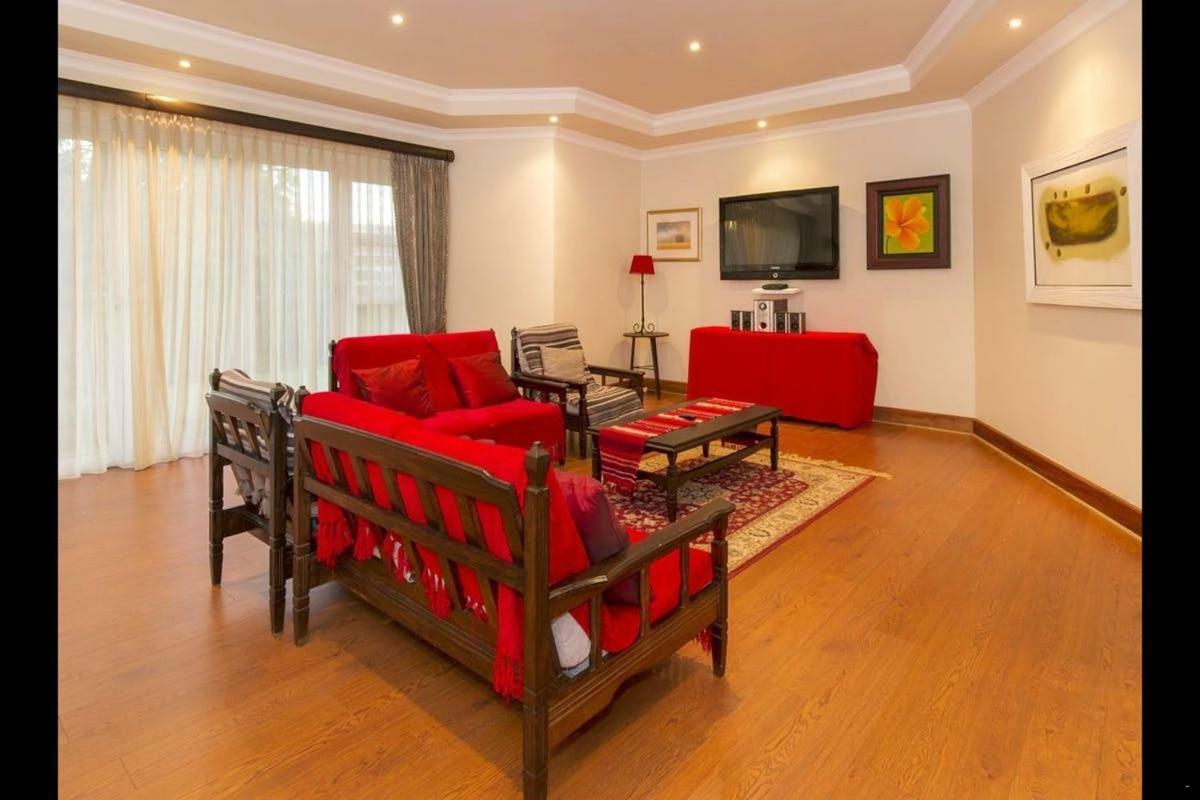 6 On Acacia Bed & Breakfast Johannesburg Luaran gambar