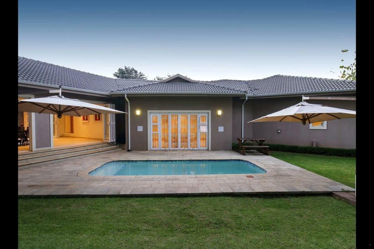 6 On Acacia Bed & Breakfast Johannesburg Luaran gambar
